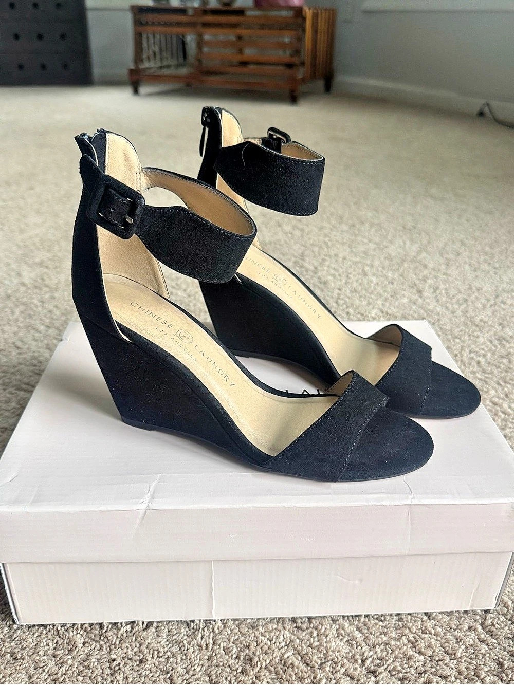 Chinese Laundry Z-CARING Black Wedge Sandals US 7.5 Like New!